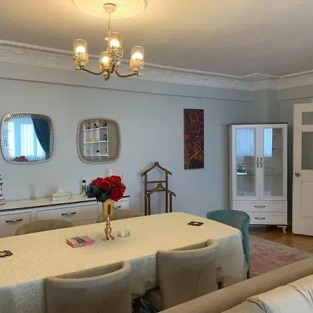 Bakirkoy Suites On Boulevard 4+1 Appartement